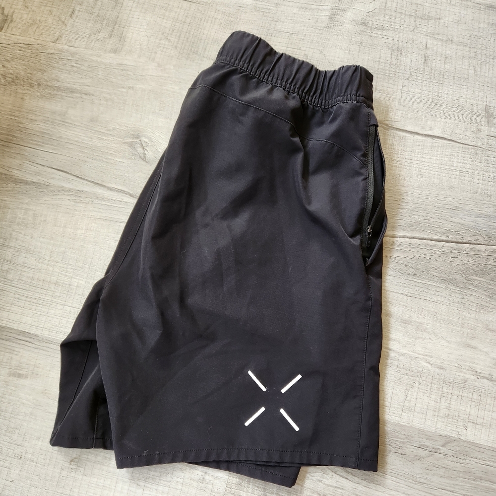 Ten Thousand Foundatiom Short